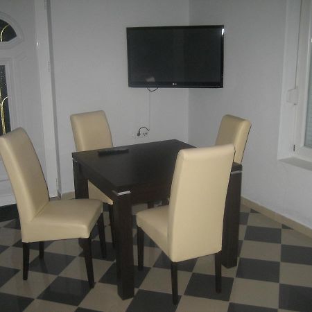 Guest House Vila Mimoza Улцин Екстериор снимка