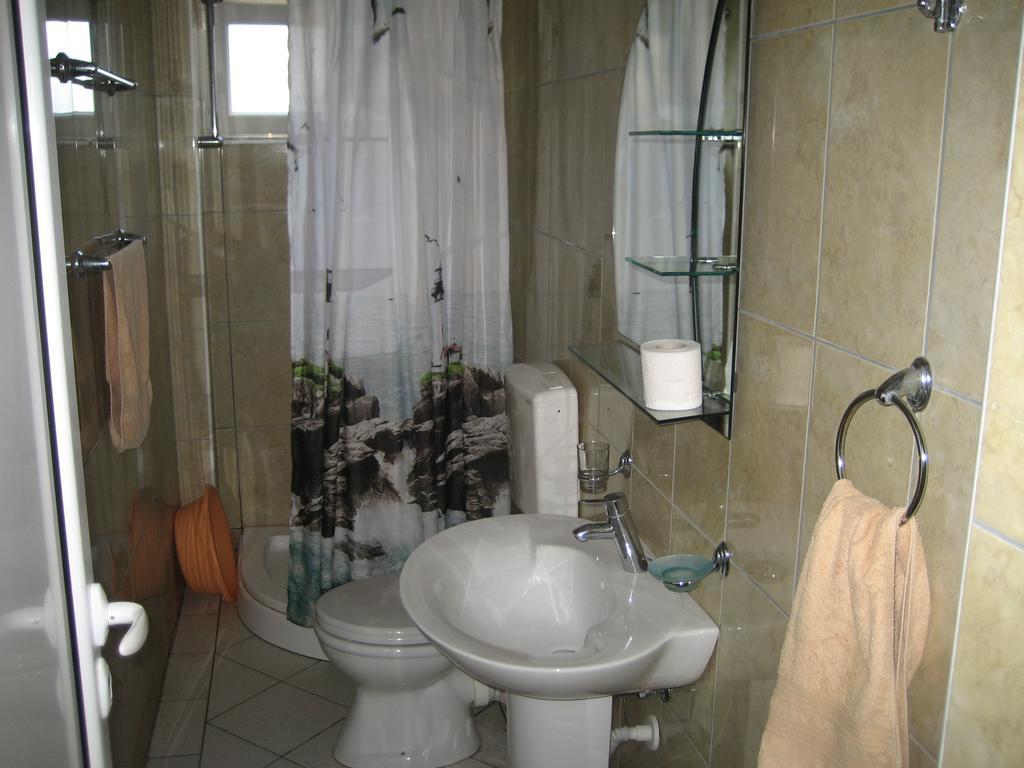 Guest House Vila Mimoza Улцин Екстериор снимка