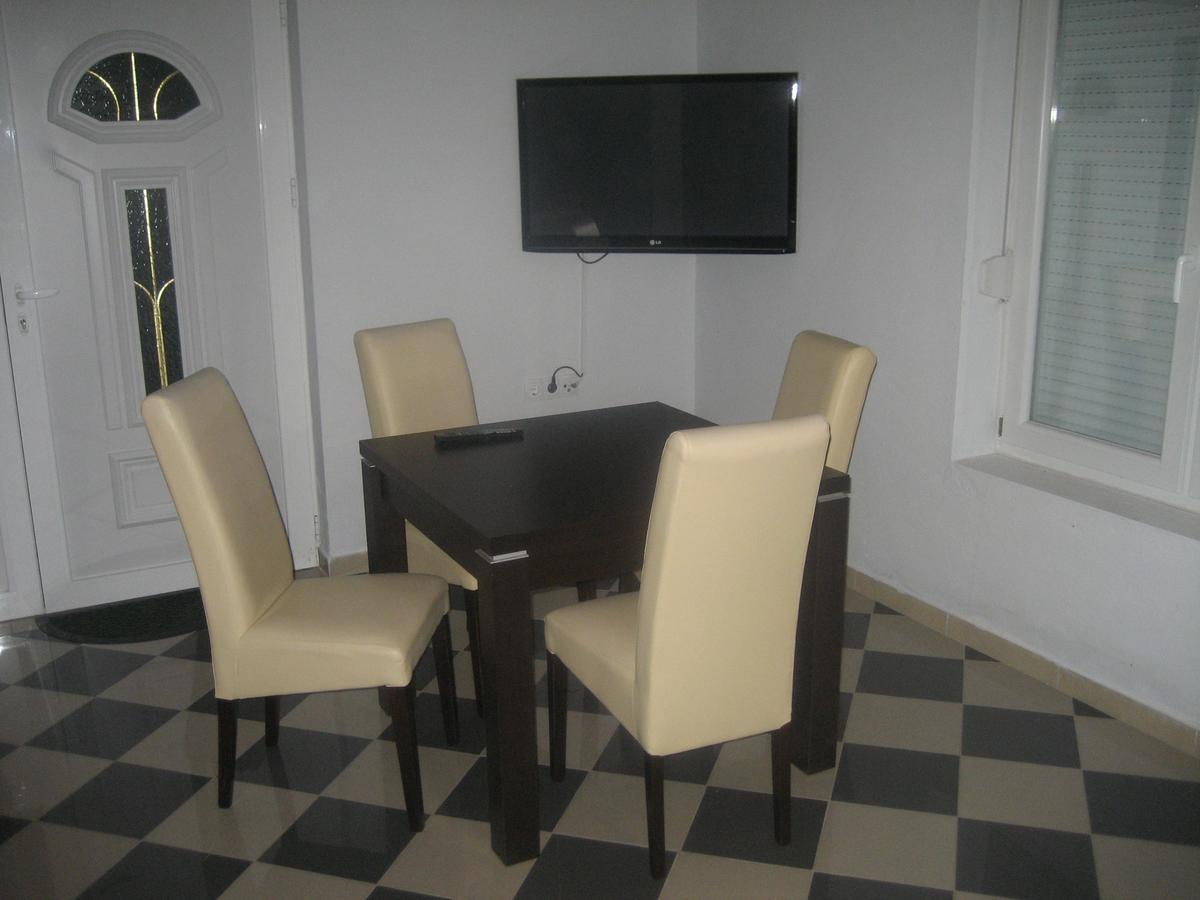 Guest House Vila Mimoza Улцин Екстериор снимка
