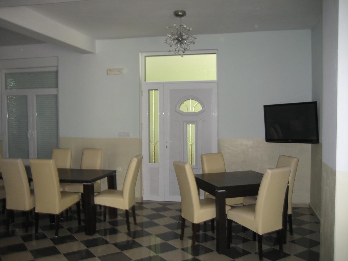 Guest House Vila Mimoza Улцин Екстериор снимка