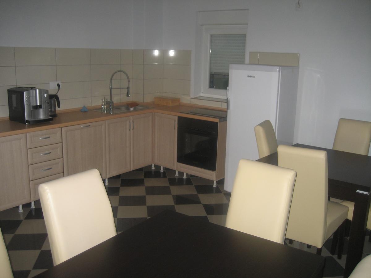 Guest House Vila Mimoza Улцин Екстериор снимка