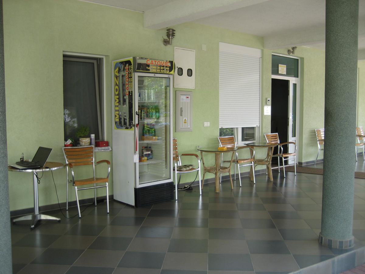 Guest House Vila Mimoza Улцин Екстериор снимка