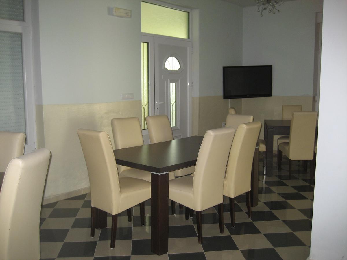 Guest House Vila Mimoza Улцин Екстериор снимка