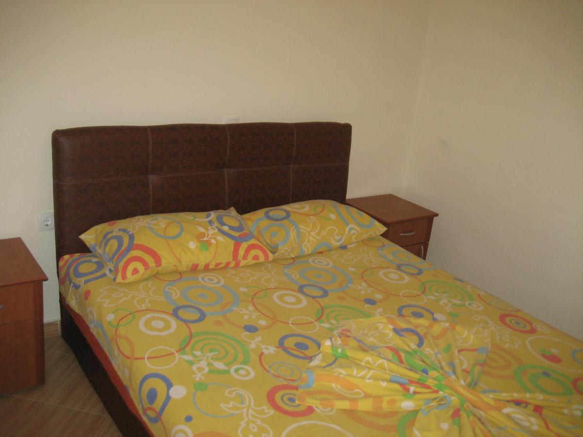 Guest House Vila Mimoza Улцин Екстериор снимка